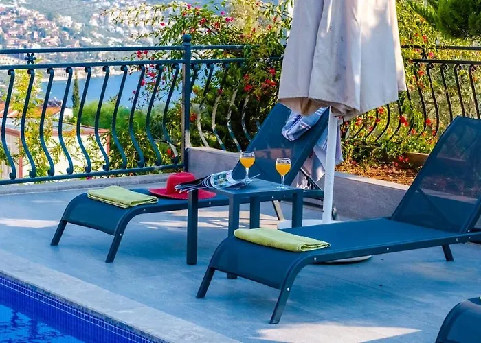 Waterfall 2 Βίλα